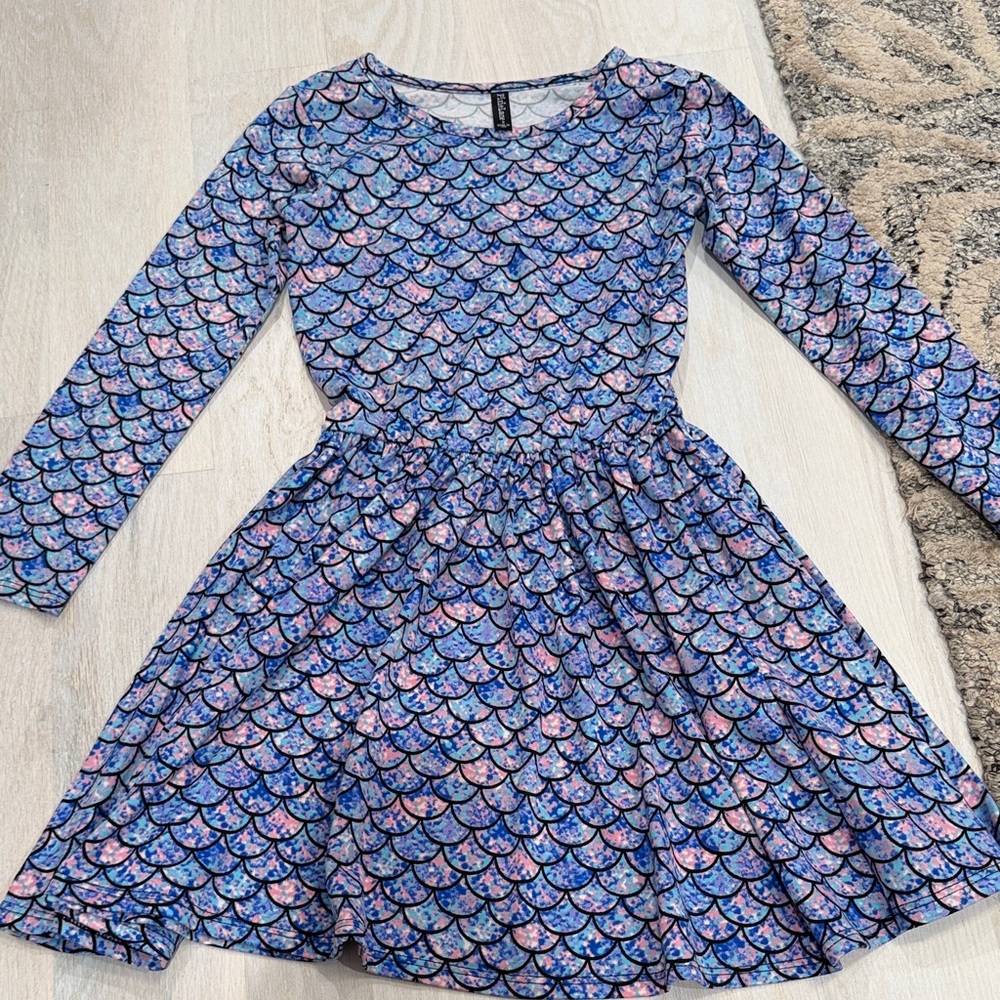 Blue and Pink Scallop Pattern Kids Dress